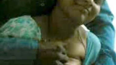 Desi bhabhi chitra with her hubby pushing her hard to get naked on camera