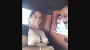 Tamil Broad Oral Sex In A Van.