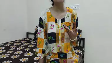 Indian mother?s sexy video bf with her son