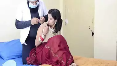 A doctor fucks a busty lady?s cunt in his clinic