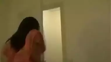 A sexy girl sucks her BF?s dick and gets fuck in Nepali bf