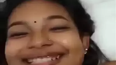 A girl enjoying her life?s first sex in Indian xxx video