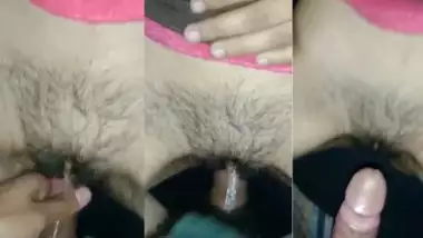 A guy fucks his GF?s pussy in the Hindi sexy bf video
