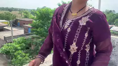 Bhojpuri desi Bhabhi gave me full pleasure of her pussy and body Hindi Audio