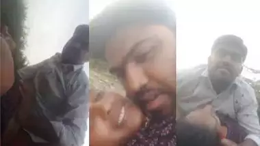 Bihari couple fucks in an open area in outdoor sex MMS