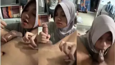 Bangladeshi hijabi girl sucks her brother?s dick