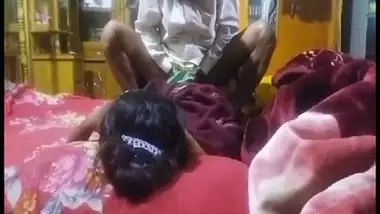 Desi fuck video of a Jija fucking his Sali?s pussy quickly